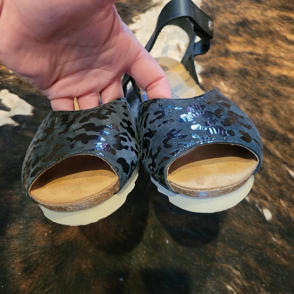 Wanda panda sandals - Picture 3 of 6